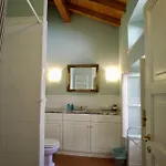 Casa Vittoria Βίλα *
