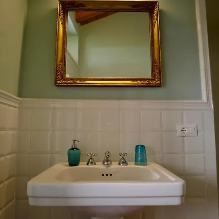 Casa Vittoria * Тремеццо